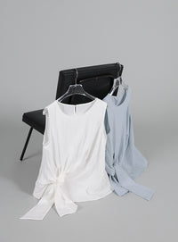 【Et】Asymmetrical Sleeveless Blouse