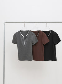 レイヤードライクヘンリーネックＴシャツ