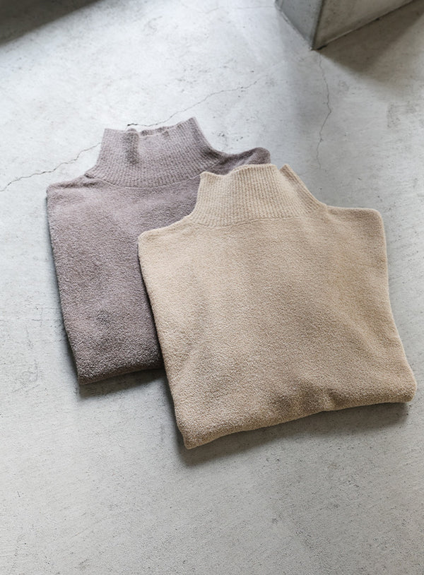 ハイネックパイルハーフスリーブニット