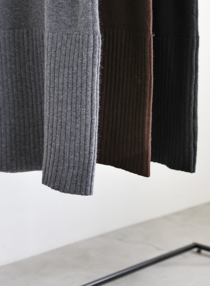 ヘムリブニットIラインスカート