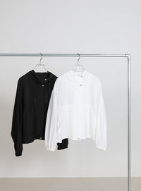 スタンドネックシアーフーディー