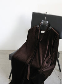 ボウタイリボンVネックベロアワンピース