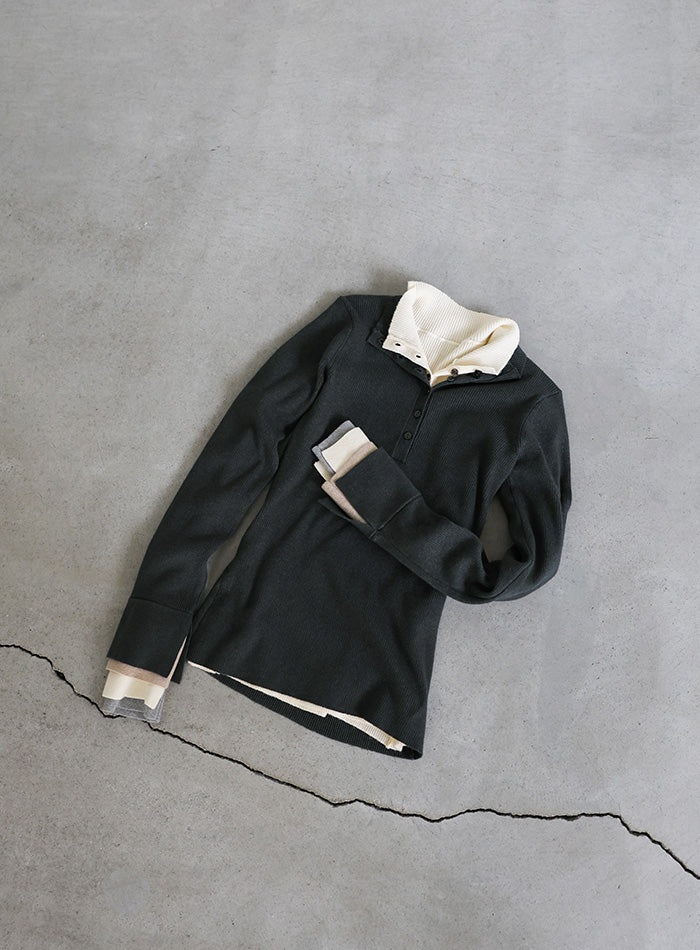 レイヤードスリーブヘンリーネックニット