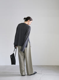 スラブシアークルーネックトップス