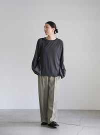 スラブシアークルーネックトップス