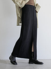 アルパカタッチスリットニットスカート