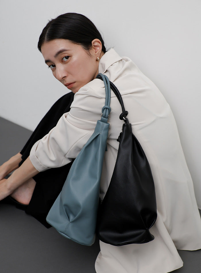 トライアングルワンショルダーバッグ – SELECT MOCA