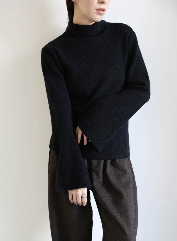 アルパカタッチフレアスリーブタートルニット【SALE】