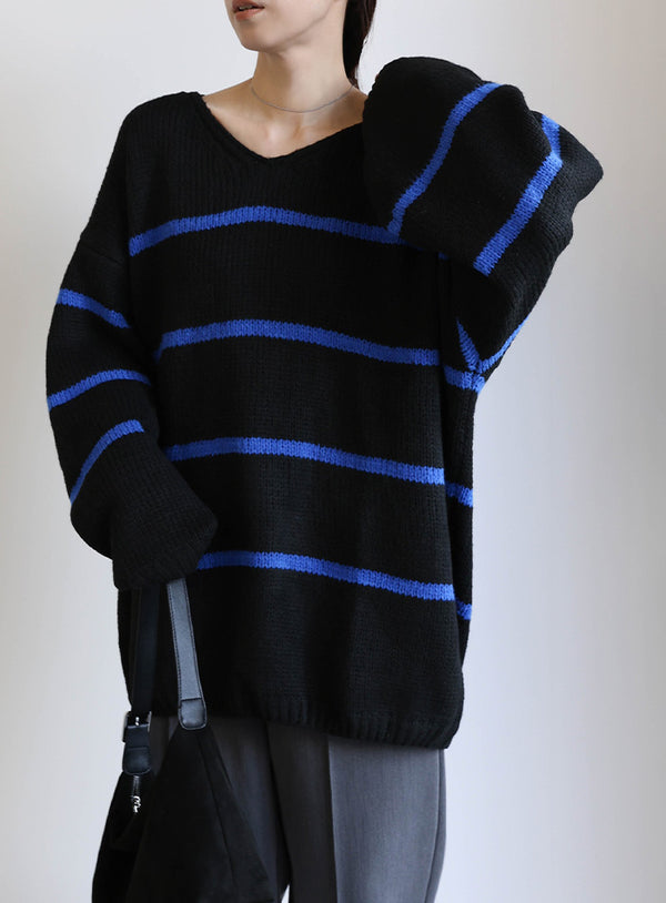 Vネックボーダールーズニット【SALE】