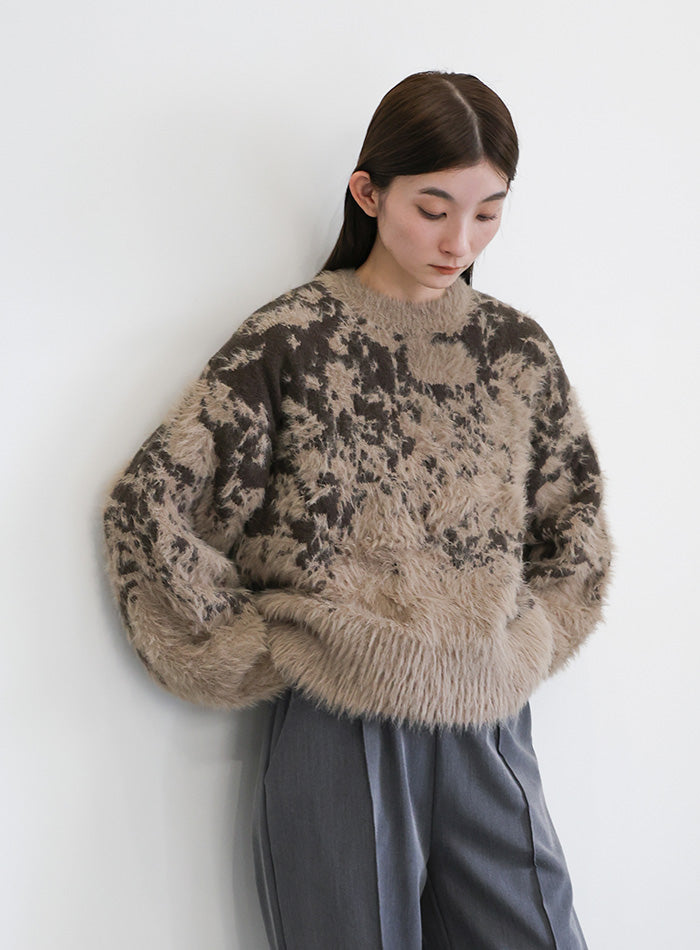 ニュアンスフェザーデザインニット