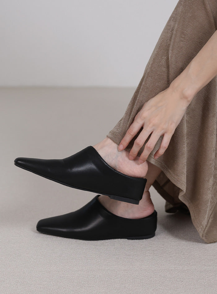 靴 CLANE OUTSTITCH SQUARE FLAT SHOES 36 CLANE（クラネ）の「OUTSTITCH SQUARE FLAT SHOES（パンプス）」 - WEAR