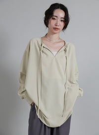 【Et】Tuck Ribbon Key Neck Blouse