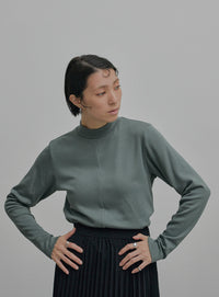 リブセンタープチハイネックトップス【SALE】
