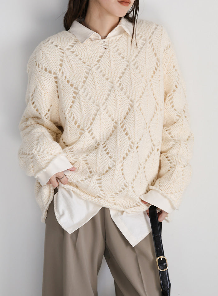 透かし編みクルーネックニットトップス