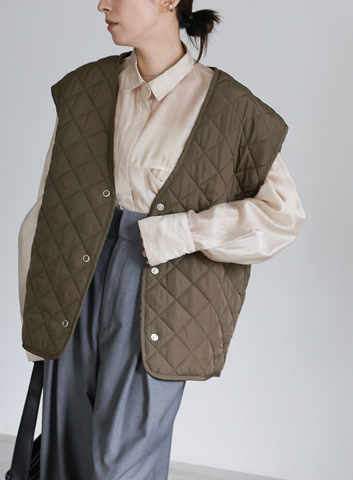 ノーカラーキルティングベスト – SELECT MOCA