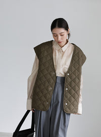 ノーカラーキルティングベスト