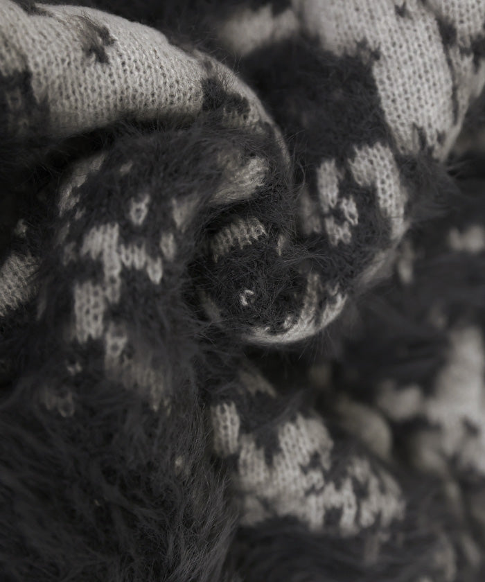 ニュアンスフェザーデザインニット