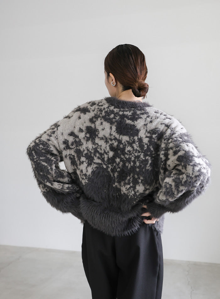 ニュアンスフェザーデザインニット