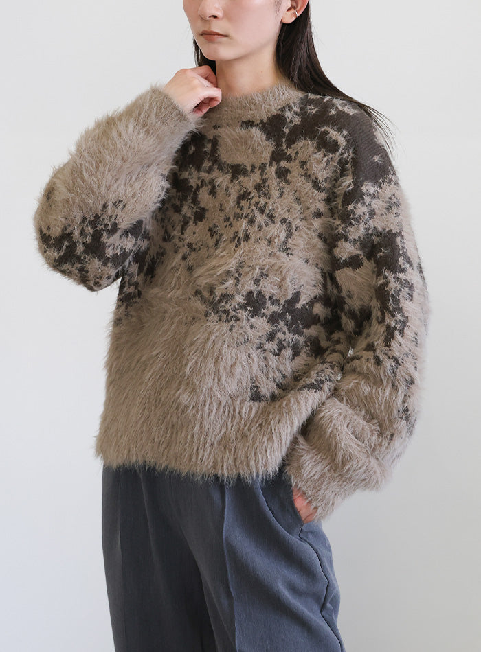 ニュアンスフェザーデザインニット