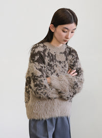 ニュアンスフェザーデザインニット