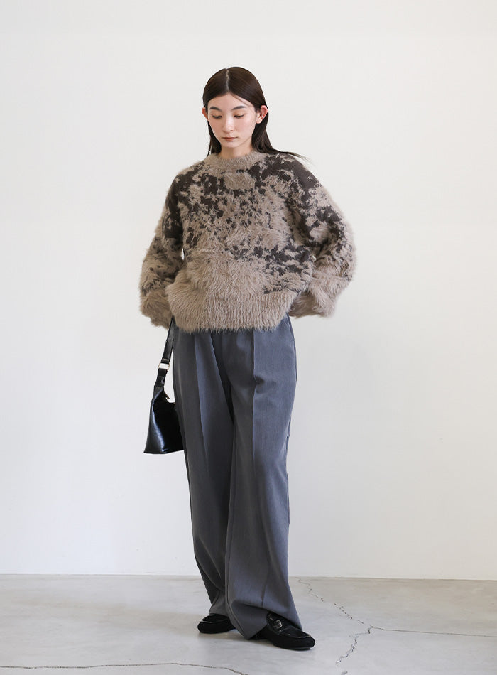 ニュアンスフェザーデザインニット