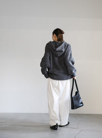 ルーズフーディーニット