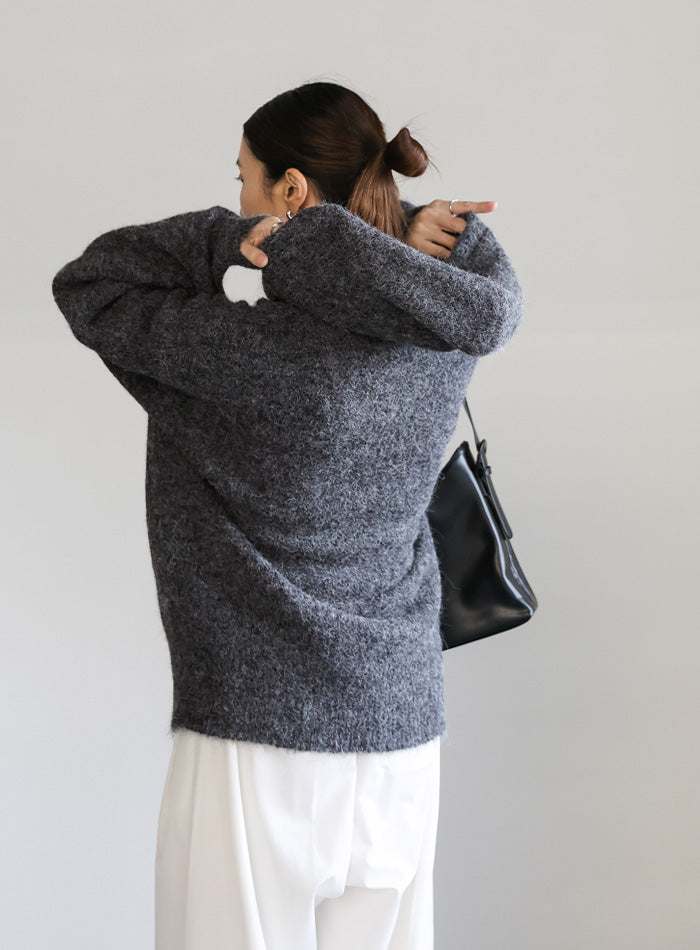 ルーズフーディーニット