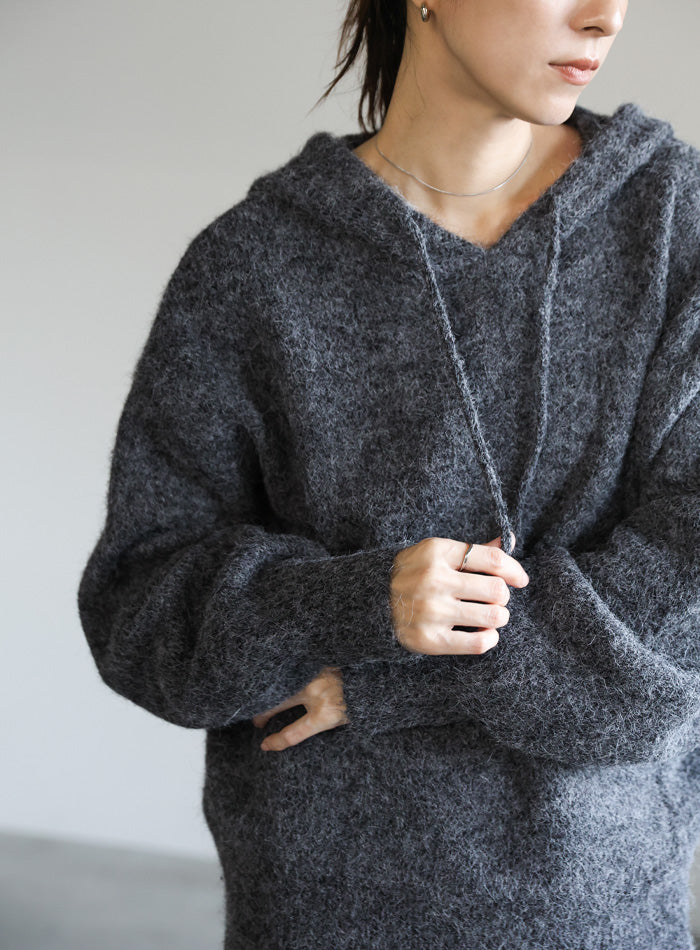 ルーズフーディーニット