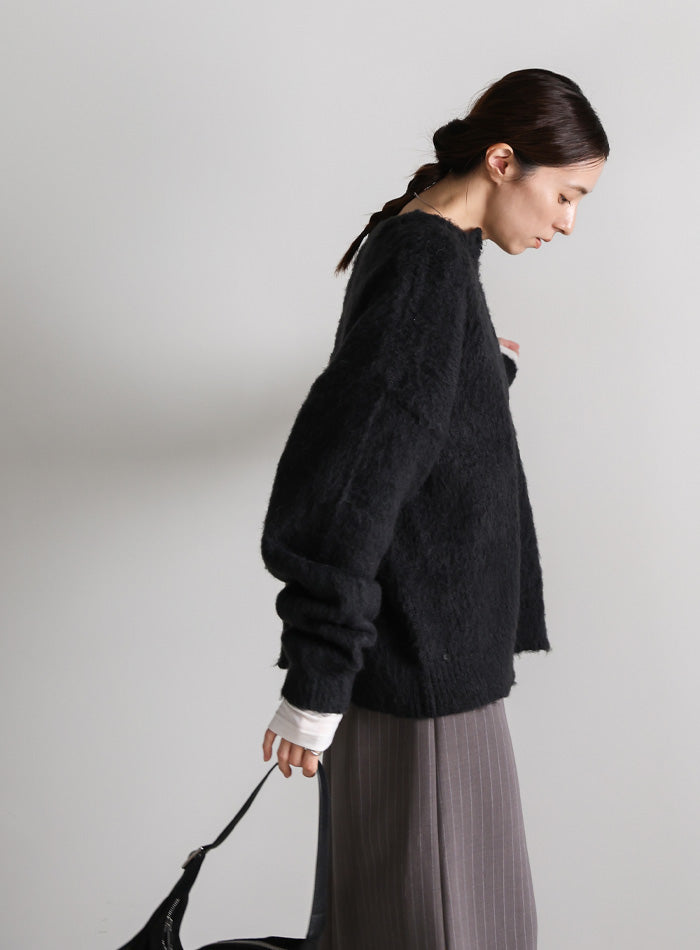 ウールタッチヘンリーネックオーバーニット