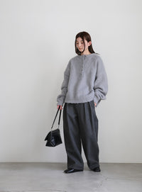 ウールタッチヘンリーネックオーバーニット