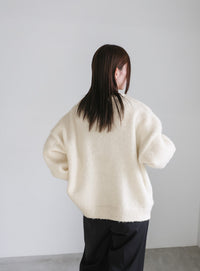 ウールタッチヘンリーネックオーバーニット