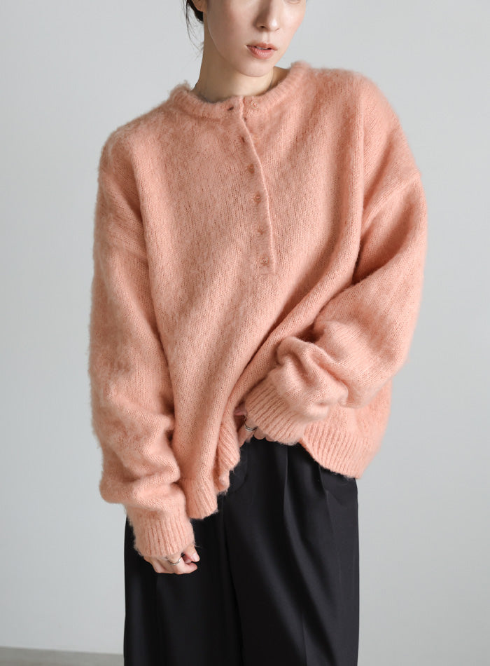 ウールタッチヘンリーネックオーバーニット