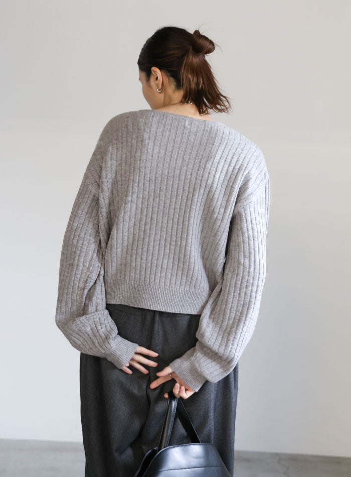 レイヤードデザインニット