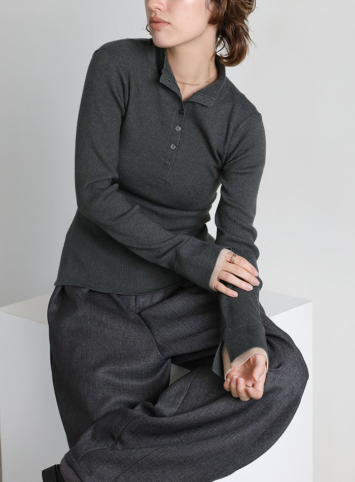 レイヤードスリーブヘンリーネックニット