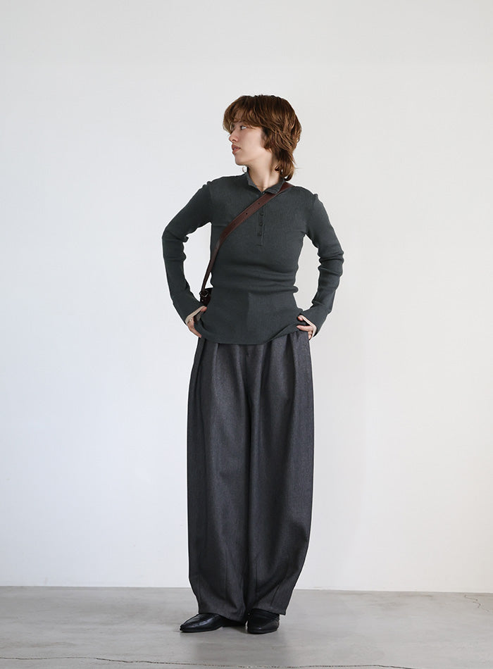 レイヤードスリーブヘンリーネックニット