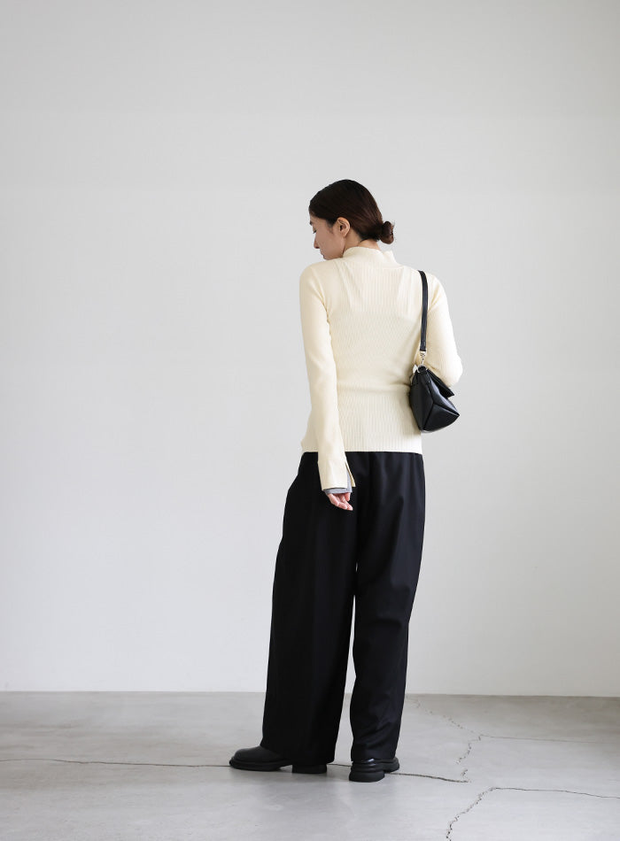 レイヤードスリーブヘンリーネックニット