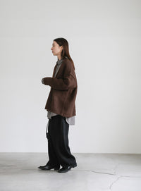 アウトリンキングVネックオーバーニット