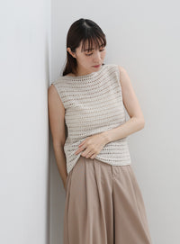 透かし編みノースリーブサマーニット