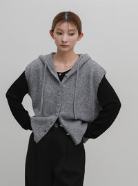 ボタンデザインモヘアライクフードベスト