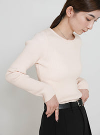 クルーネックリブニット