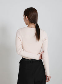 クルーネックリブニット