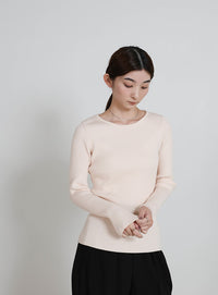 クルーネックリブニット