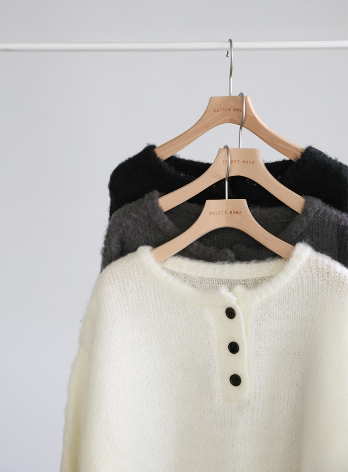 ヘンリーネックオーバーニット