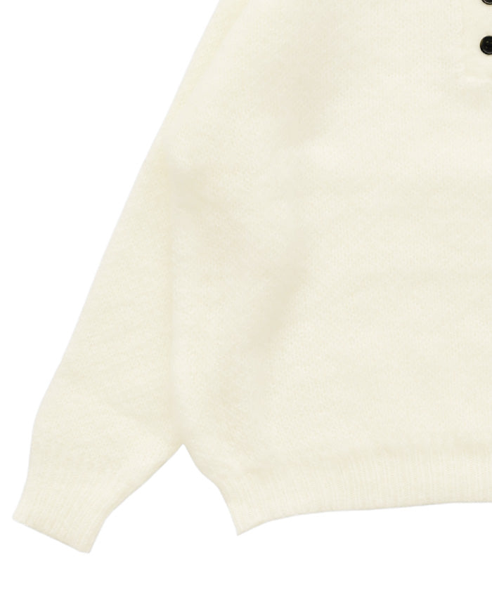 ヘンリーネックオーバーニット