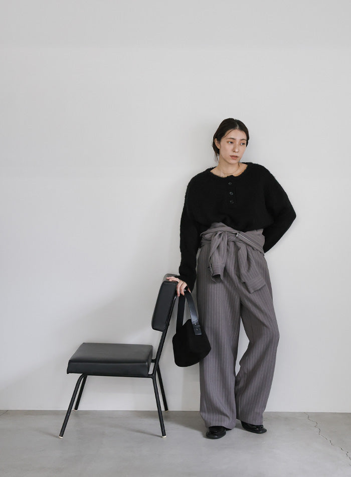 ヘンリーネックオーバーニット