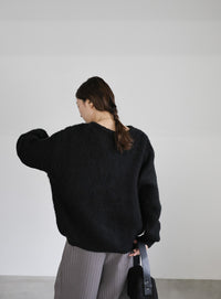 ヘンリーネックオーバーニット