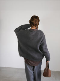 ヘンリーネックオーバーニット