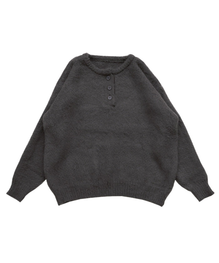 ヘンリーネックオーバーニット