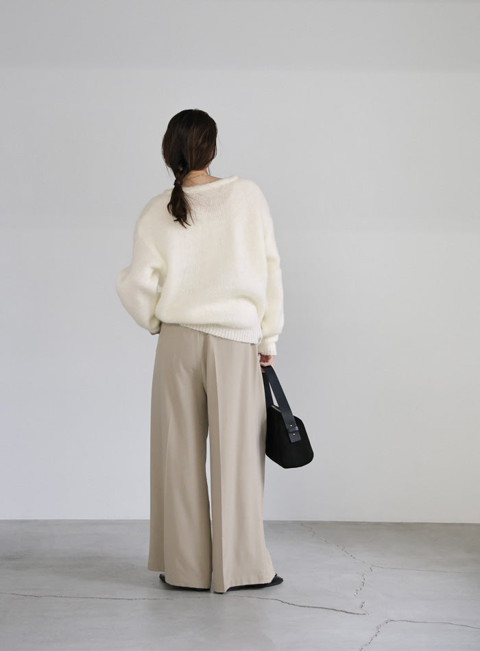 ヘンリーネックオーバーニット