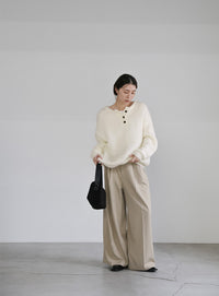 ヘンリーネックオーバーニット